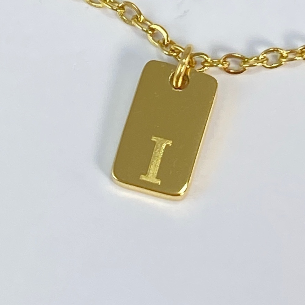 Initial Letter I Tag Necklace